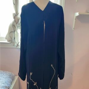 Black abaya brand new with silver design